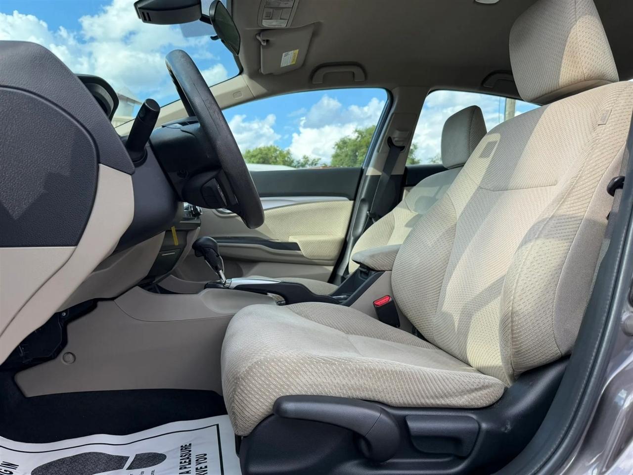 Honda Civic Hybrid CVT AT-PZEV with Navigation 2013