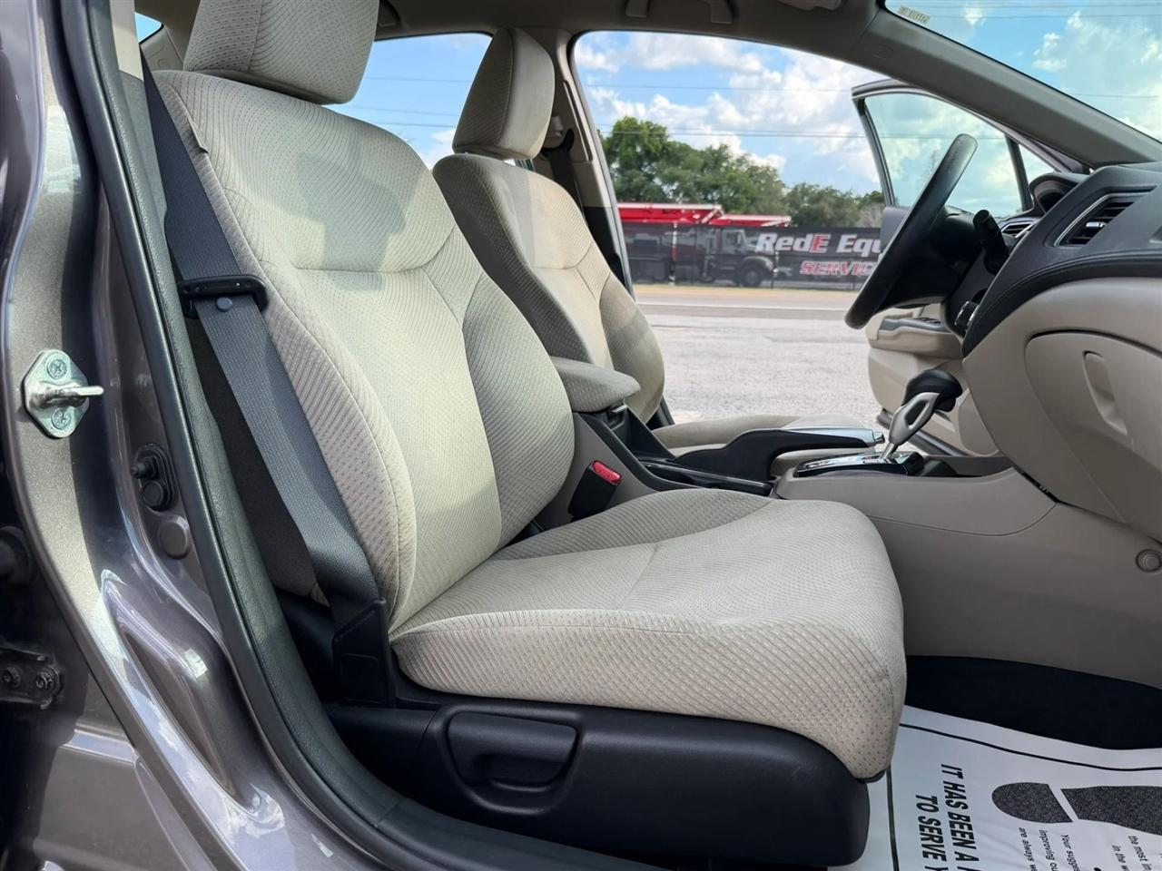 Honda Civic Hybrid CVT AT-PZEV with Navigation 2013
