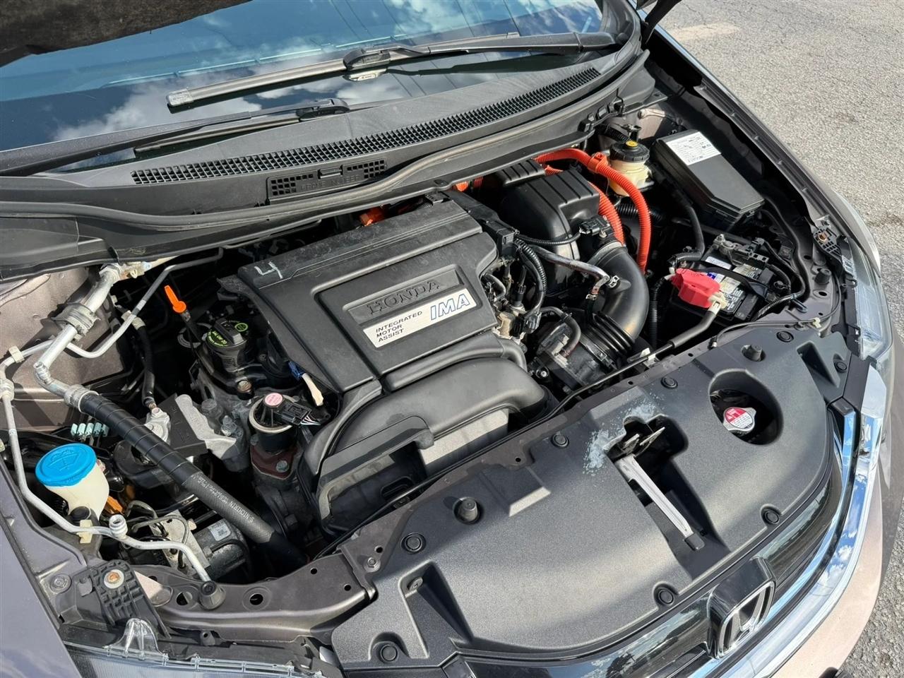 Honda Civic Hybrid CVT AT-PZEV with Navigation 2013