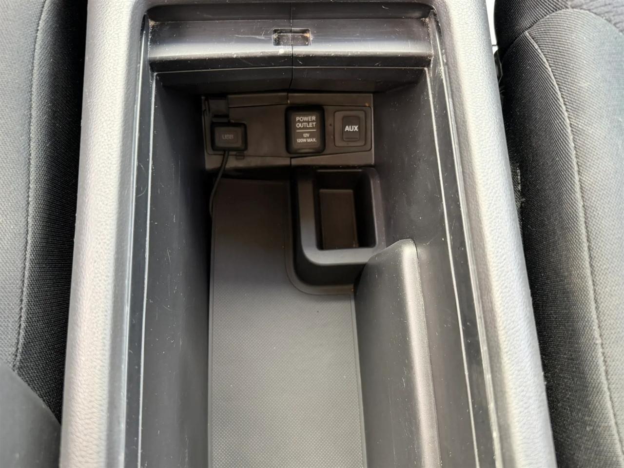 Honda CR-V LX 2WD 5-Speed AT 2012