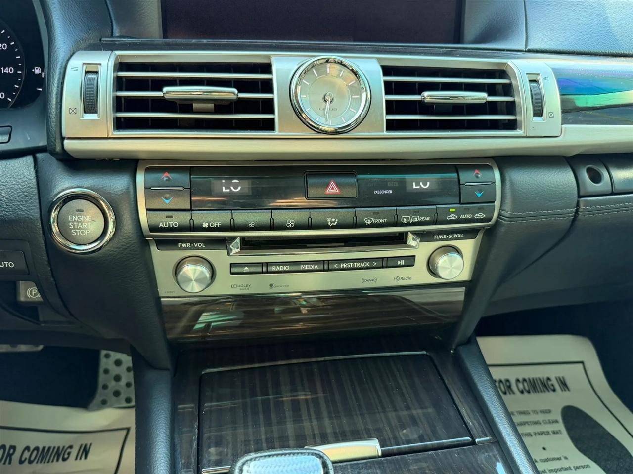 Lexus LS 460 Luxury Sedan 2013