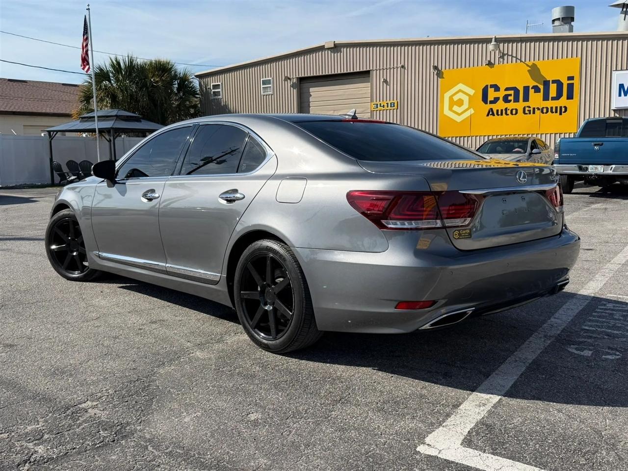 Lexus LS 460 Luxury Sedan 2013