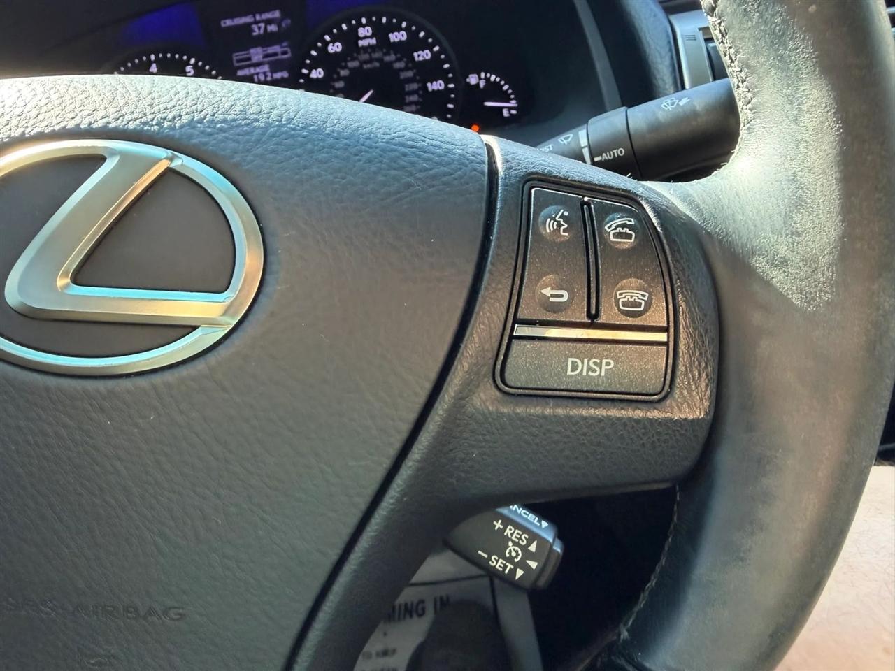 Lexus LS 460 Luxury Sedan 2013