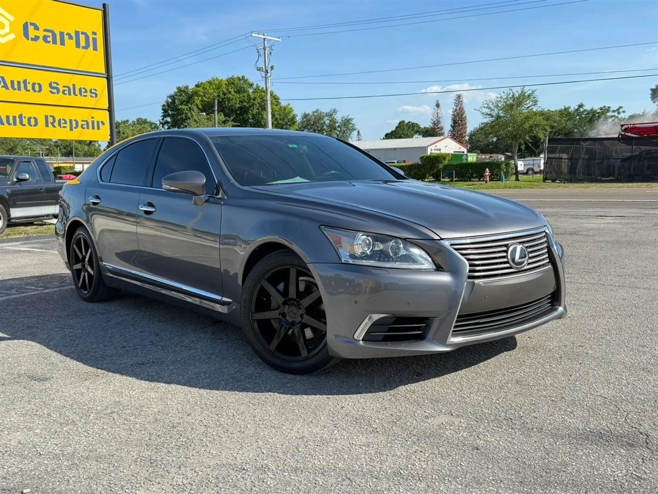 2013 Lexus LS 460 Luxury Sedan