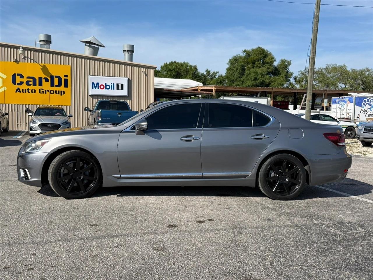 Lexus LS 460 Luxury Sedan 2013