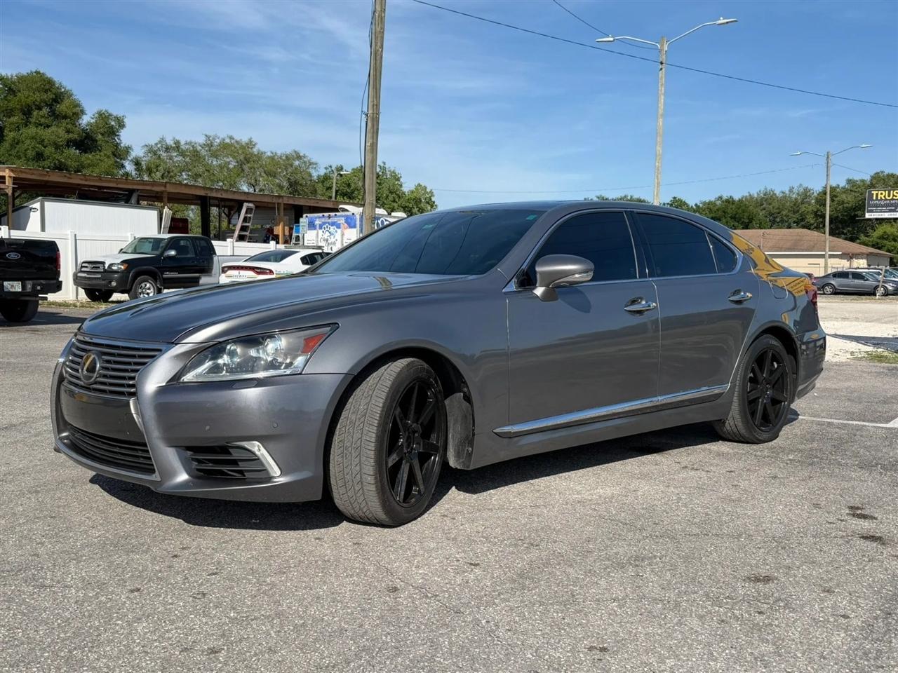 Lexus LS 460 Luxury Sedan 2013