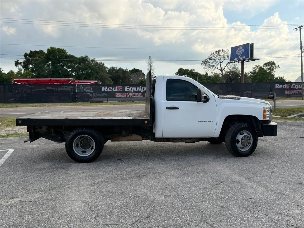 Chevrolet Silverado 3500HD Work Truck Long Box 4WD 2011
