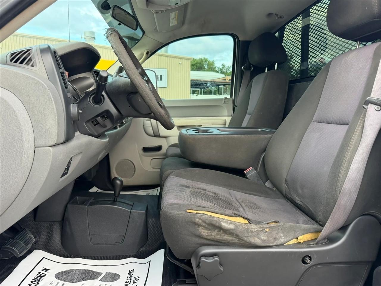 Chevrolet Silverado 3500HD Work Truck Long Box 4WD 2011