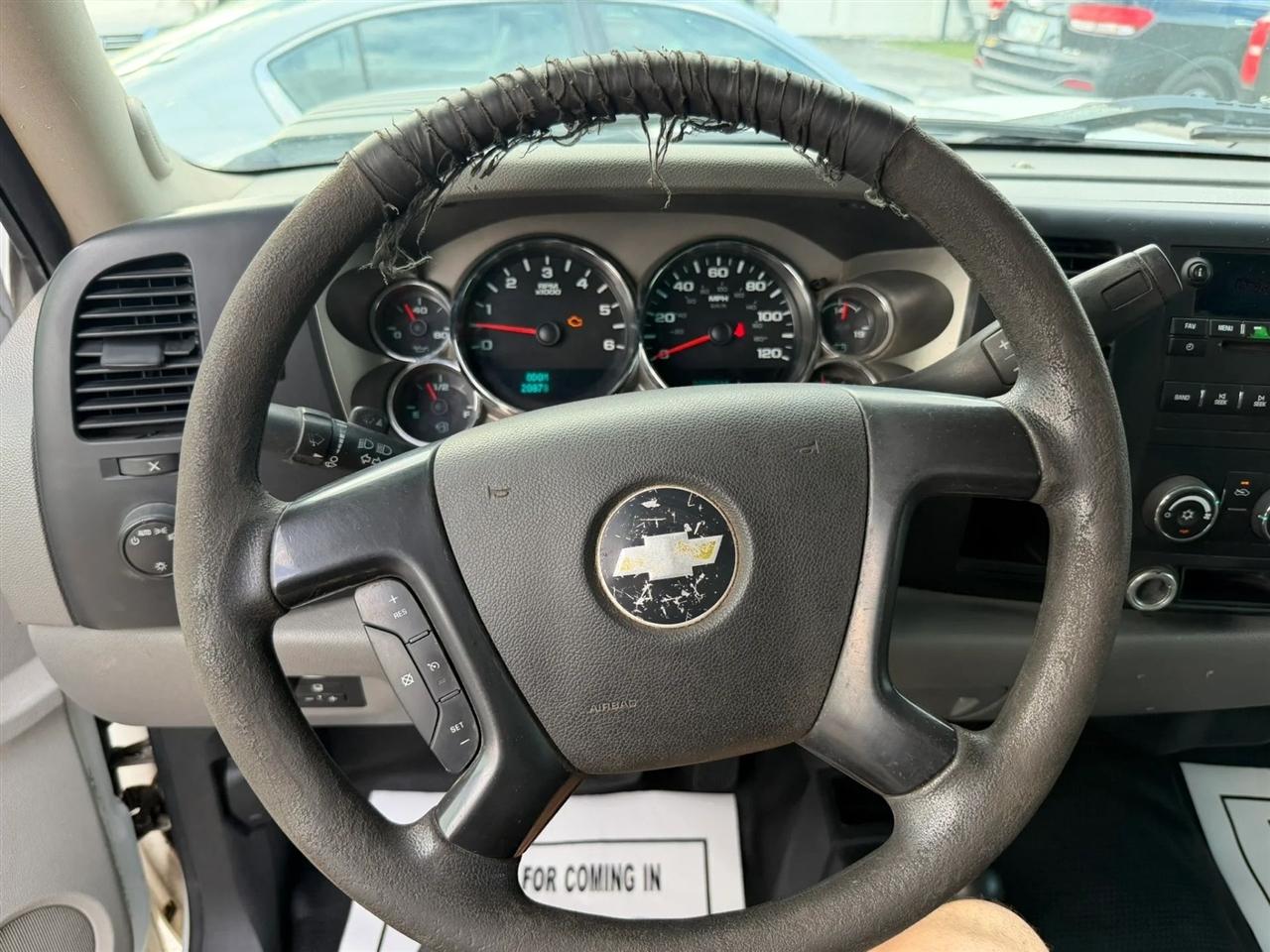 Chevrolet Silverado 3500HD Work Truck Long Box 4WD 2011