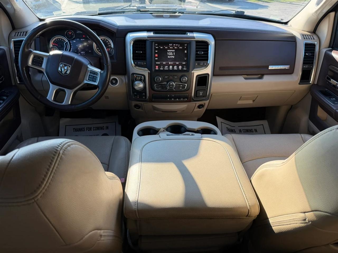 RAM 1500 Laramie Crew Cab SWB 4WD 2017