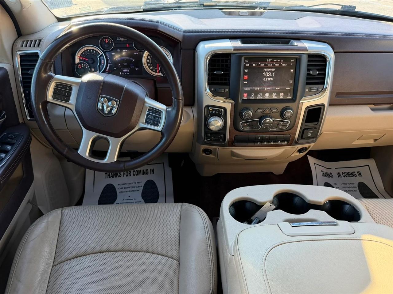 RAM 1500 Laramie Crew Cab SWB 4WD 2017