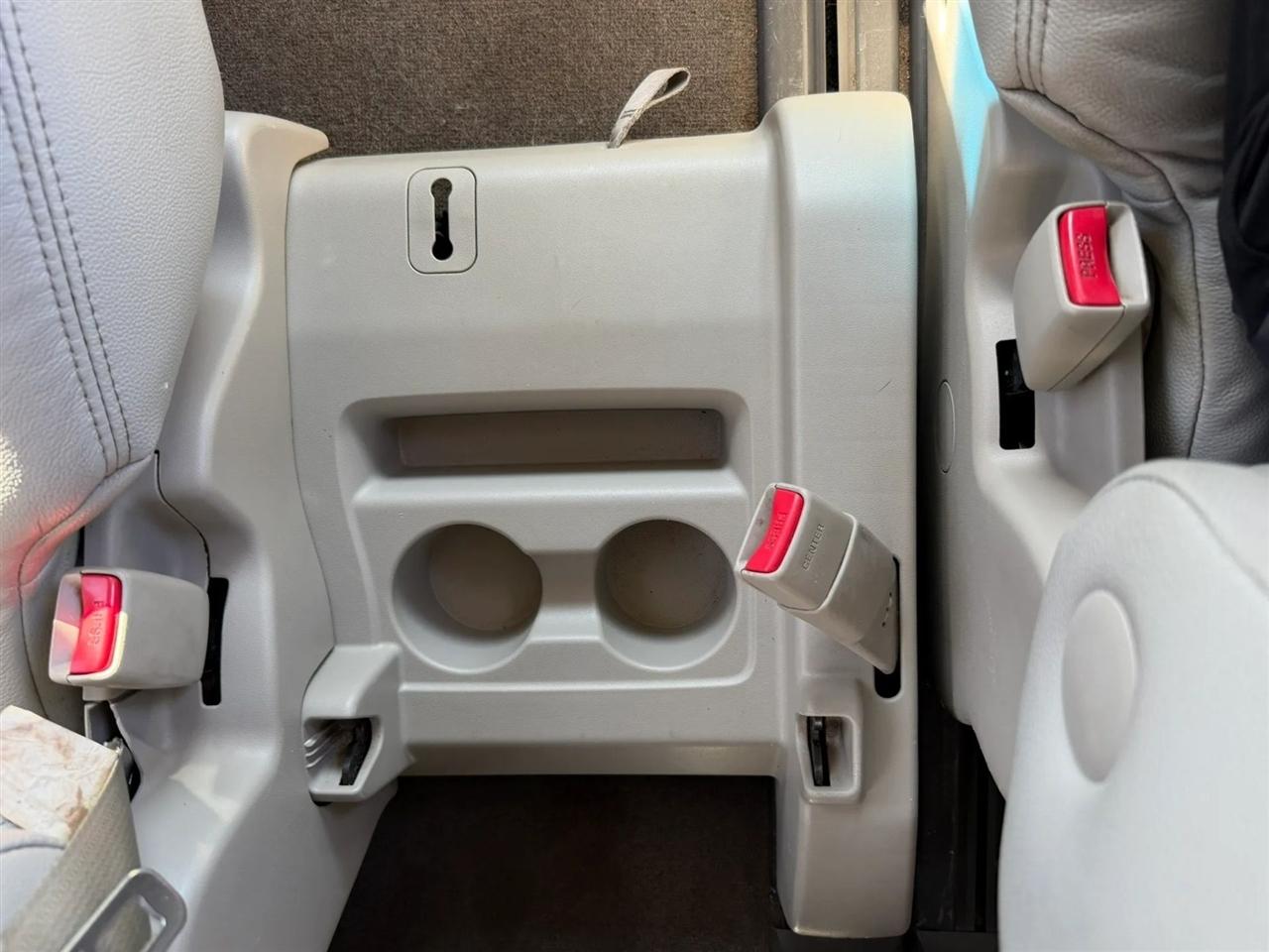 Toyota Sienna LE FWD 8-Passenger V6 2014