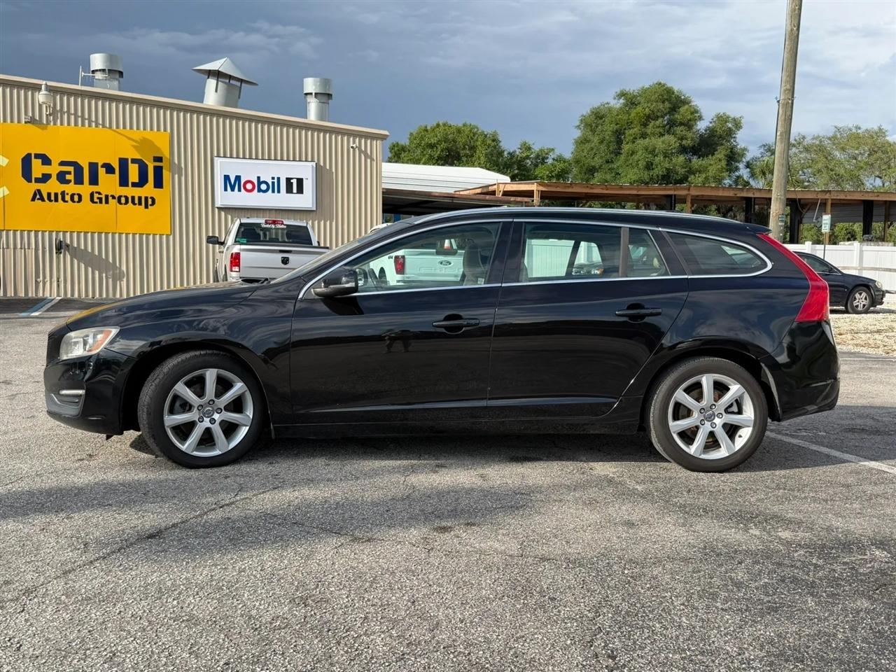 Volvo V60 T5 Premier FWD 2017