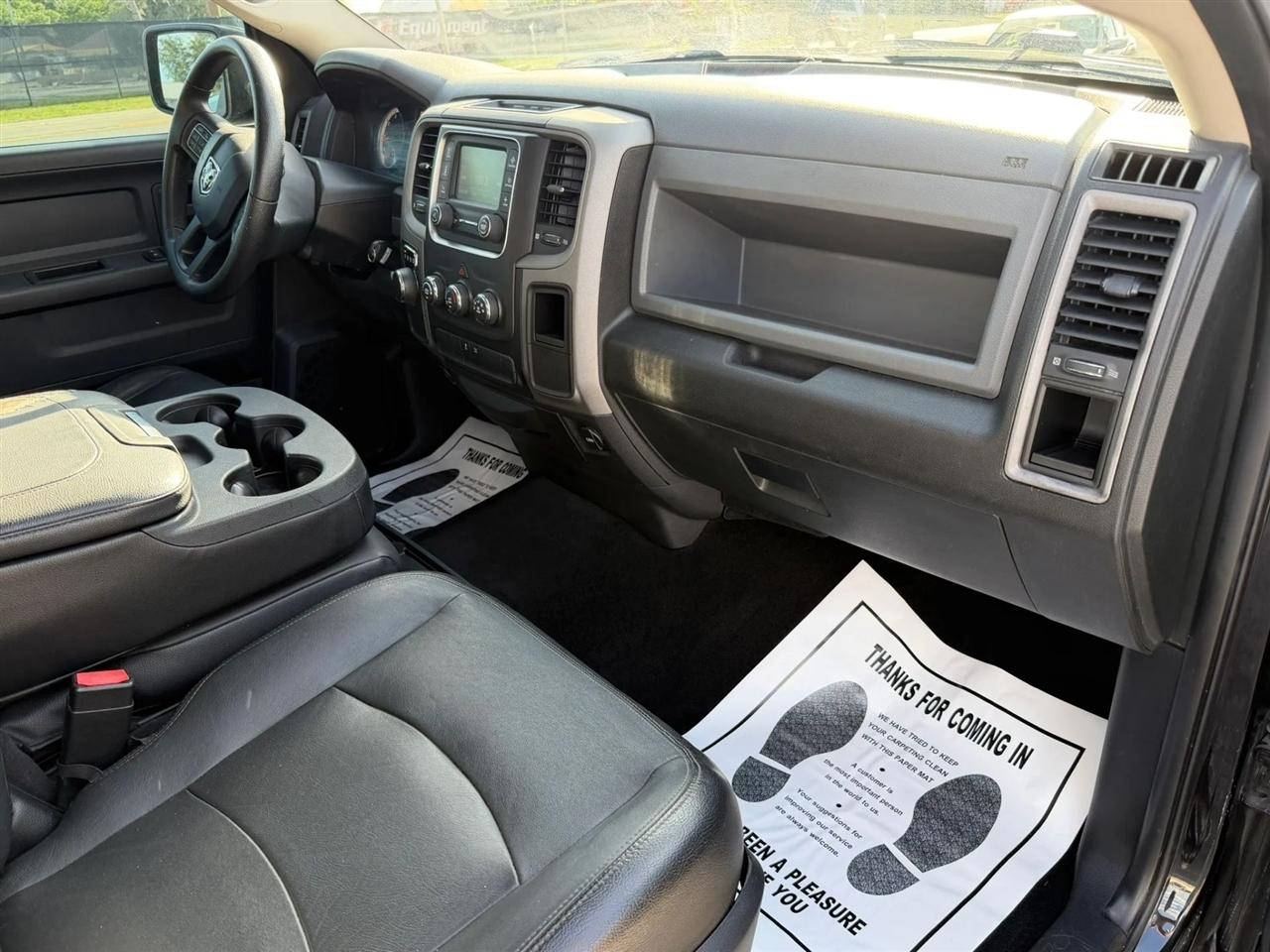 RAM 1500 Tradesman Crew Cab SWB 2WD 2015
