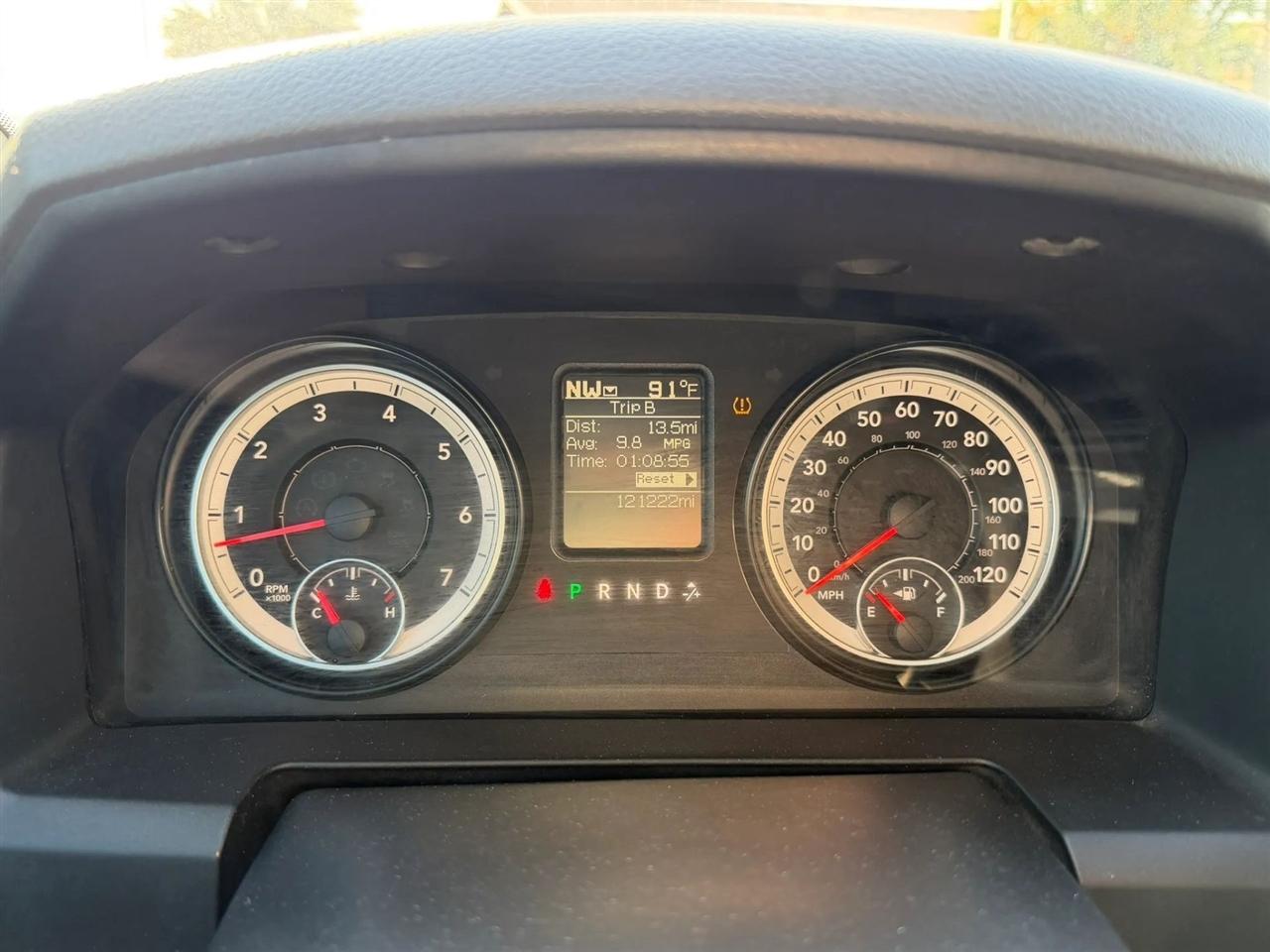 RAM 1500 Tradesman Crew Cab SWB 2WD 2015