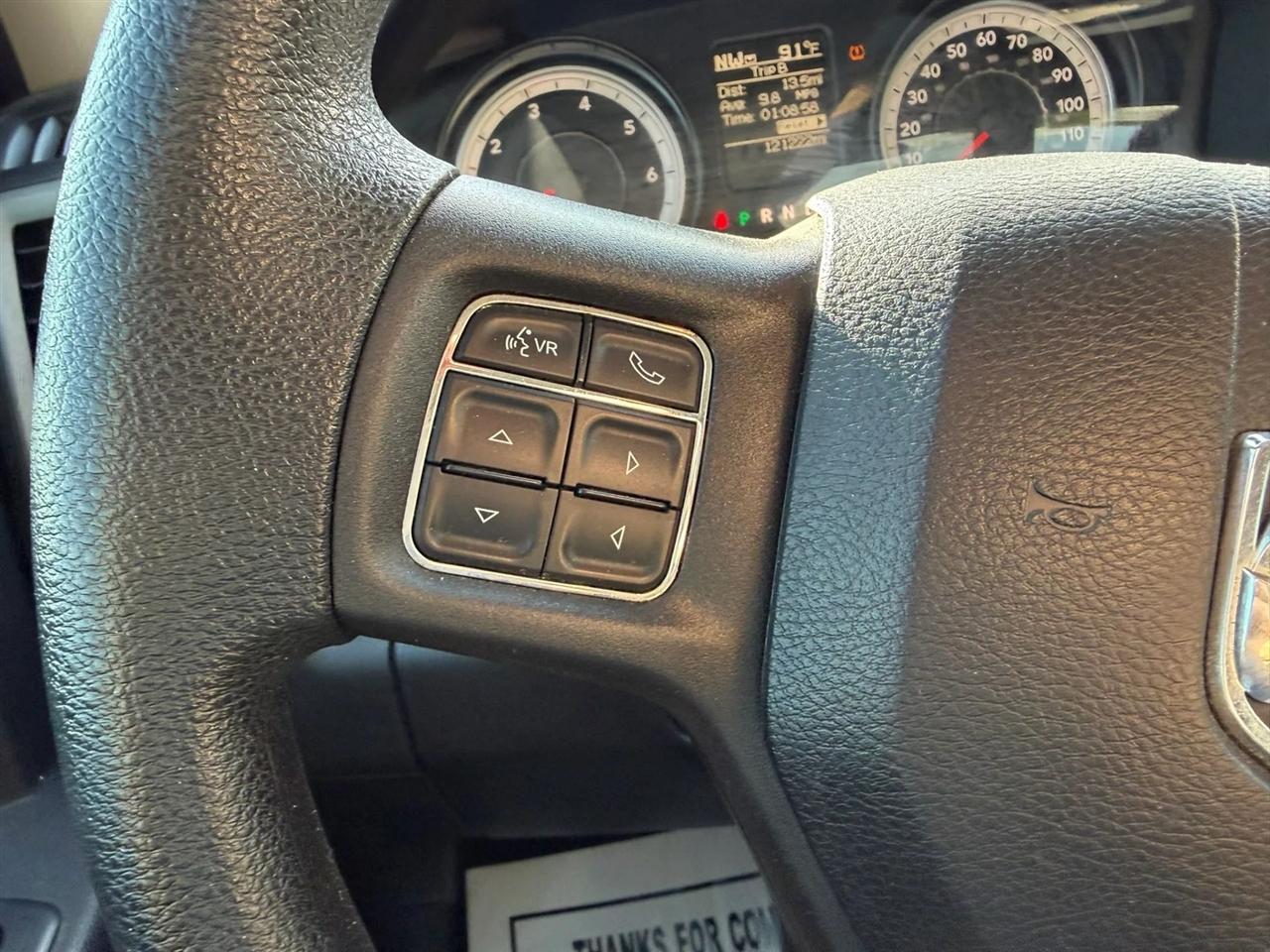 RAM 1500 Tradesman Crew Cab SWB 2WD 2015