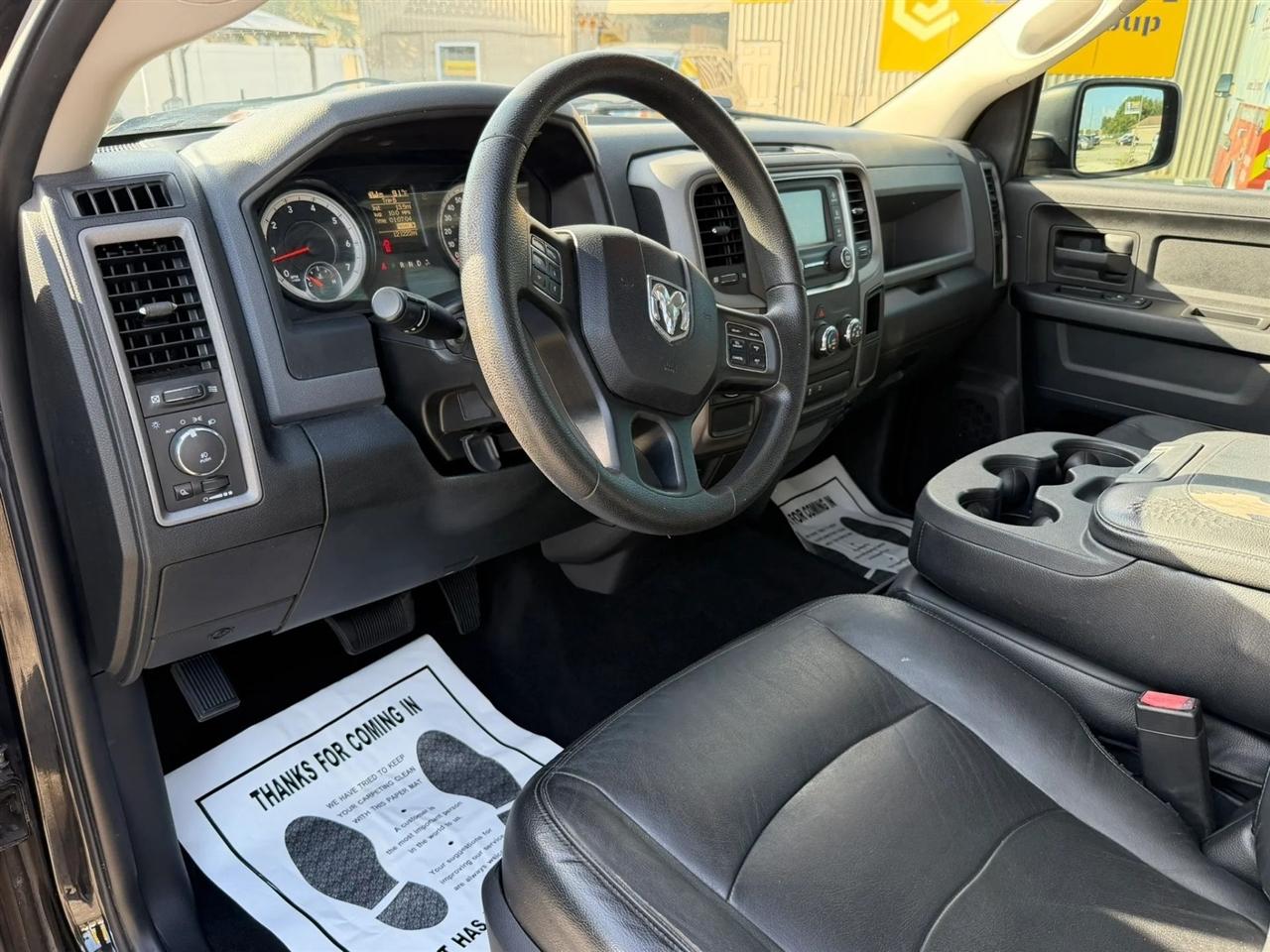 RAM 1500 Tradesman Crew Cab SWB 2WD 2015