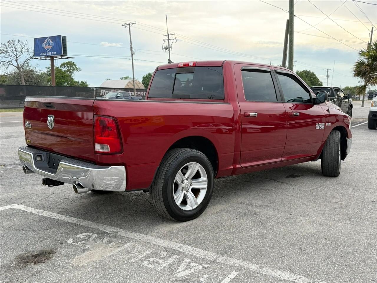 RAM 1500 SLT Crew Cab SWB 2WD 2014