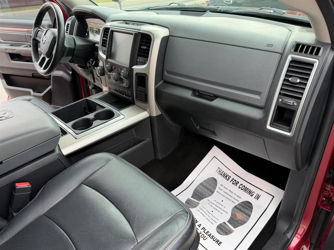 RAM 1500 SLT Crew Cab SWB 2WD 2014
