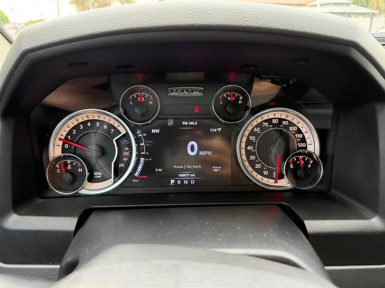 RAM 1500 SLT Crew Cab SWB 2WD 2014