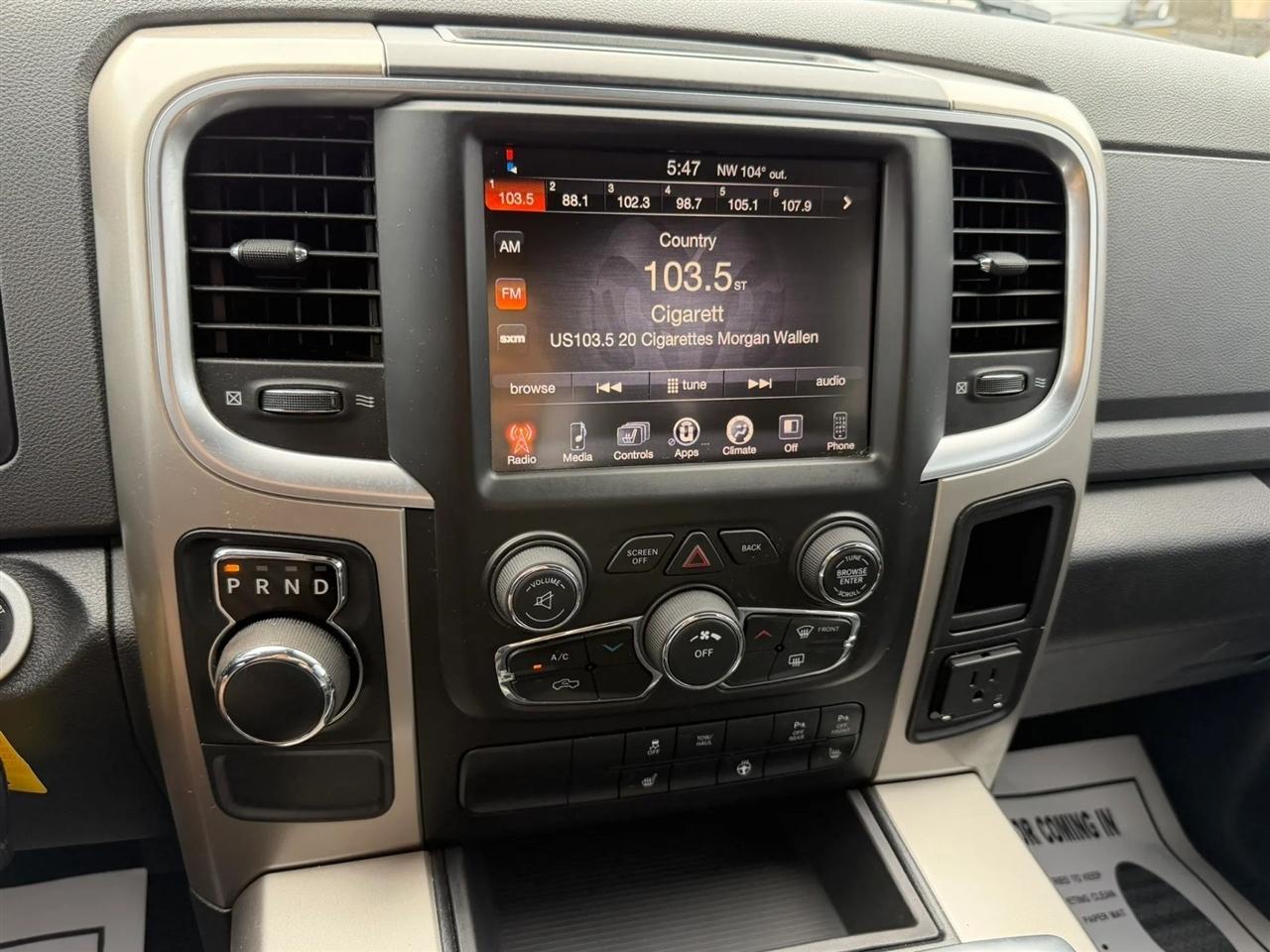 RAM 1500 SLT Crew Cab SWB 2WD 2014