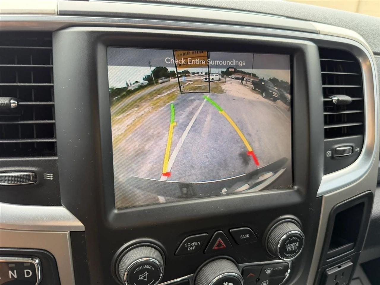RAM 1500 SLT Crew Cab SWB 2WD 2014
