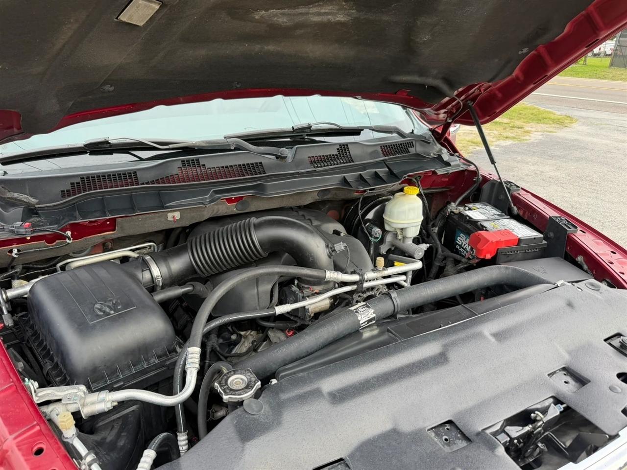 RAM 1500 SLT Crew Cab SWB 2WD 2014