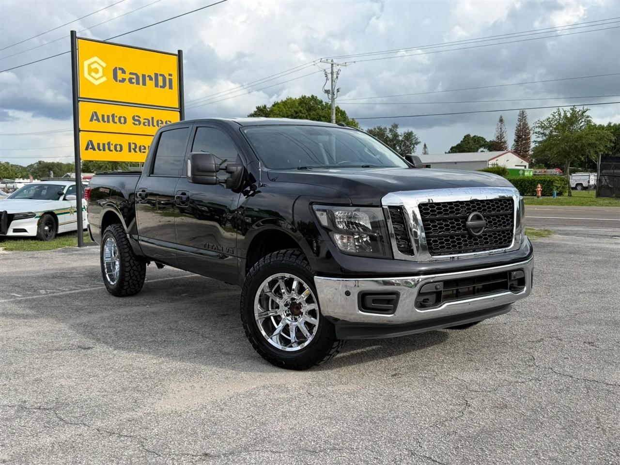 2019 Nissan Titan SV Crew Cab 2WD