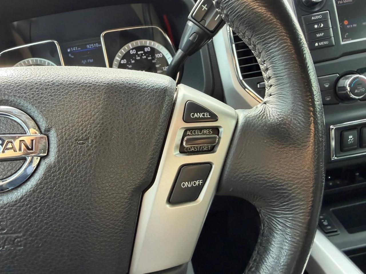 Nissan Titan SV Crew Cab 2WD 2019