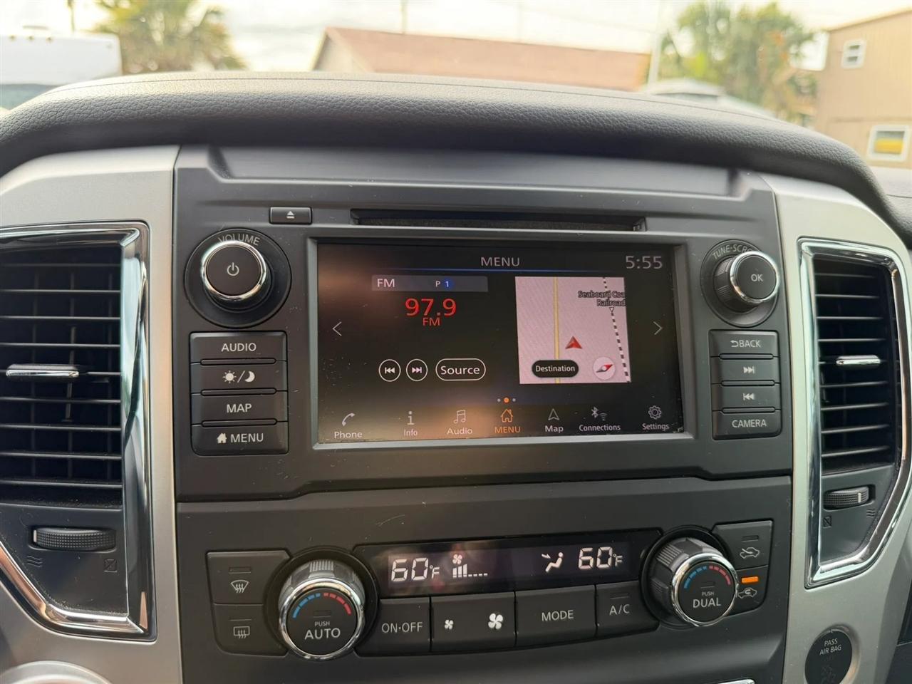 Nissan Titan SV Crew Cab 2WD 2019