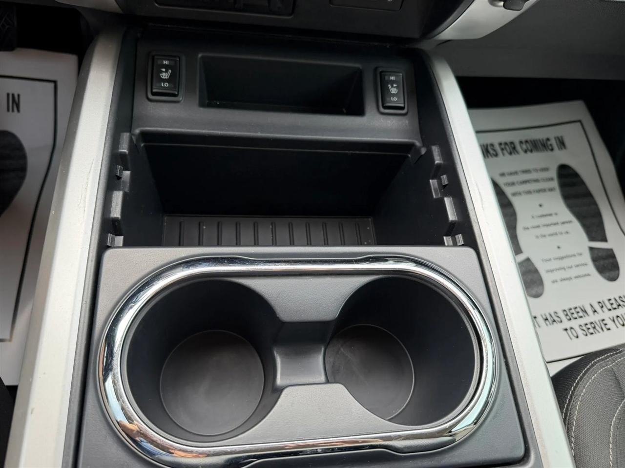 Nissan Titan SV Crew Cab 2WD 2019
