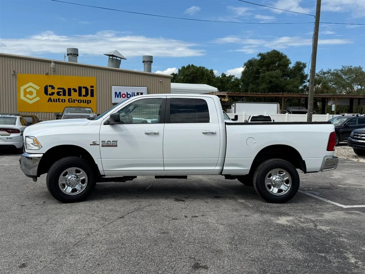RAM 2500 SLT Crew Cab SWB 4WD 2016