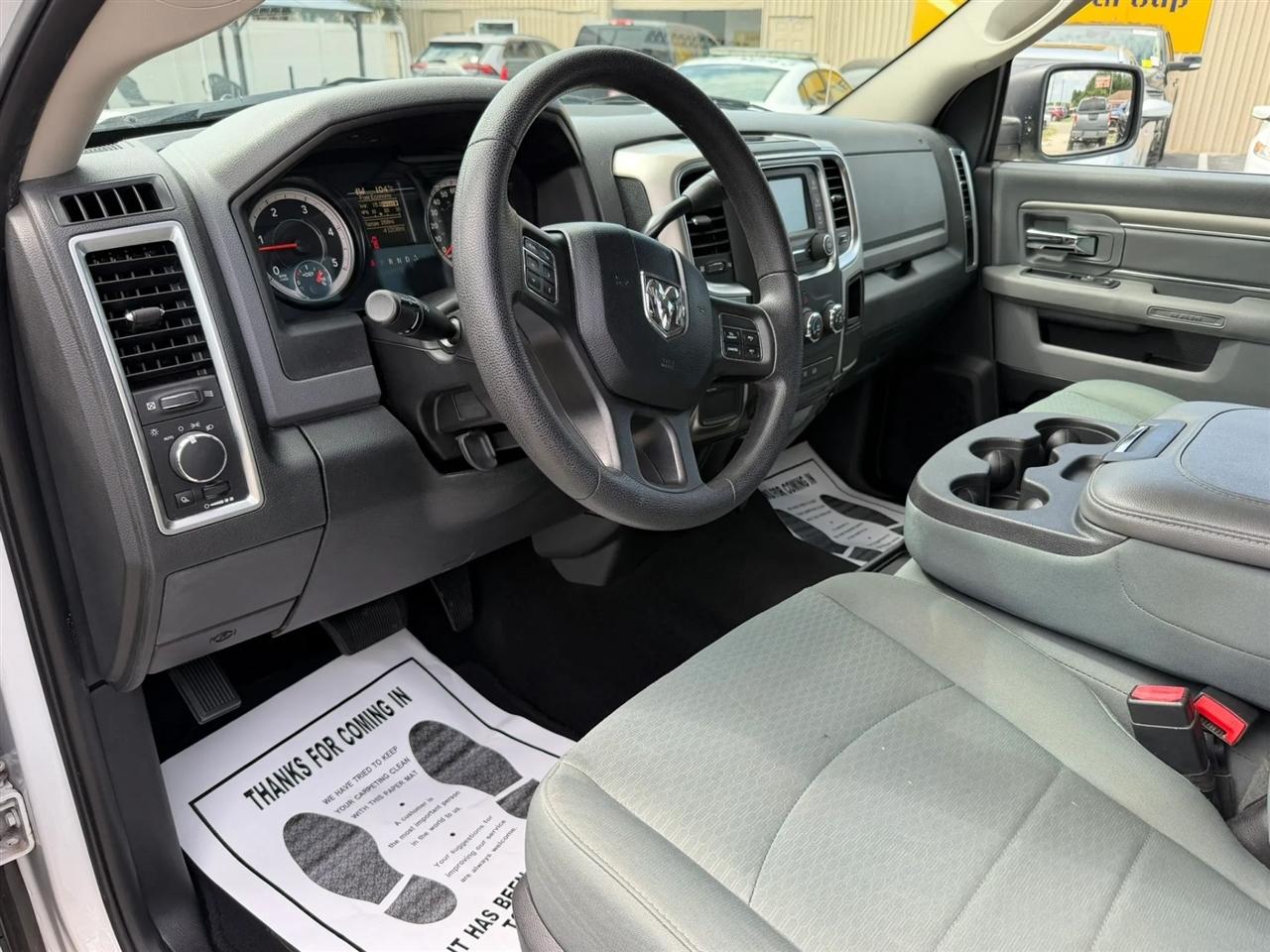 RAM 2500 SLT Crew Cab SWB 4WD 2016