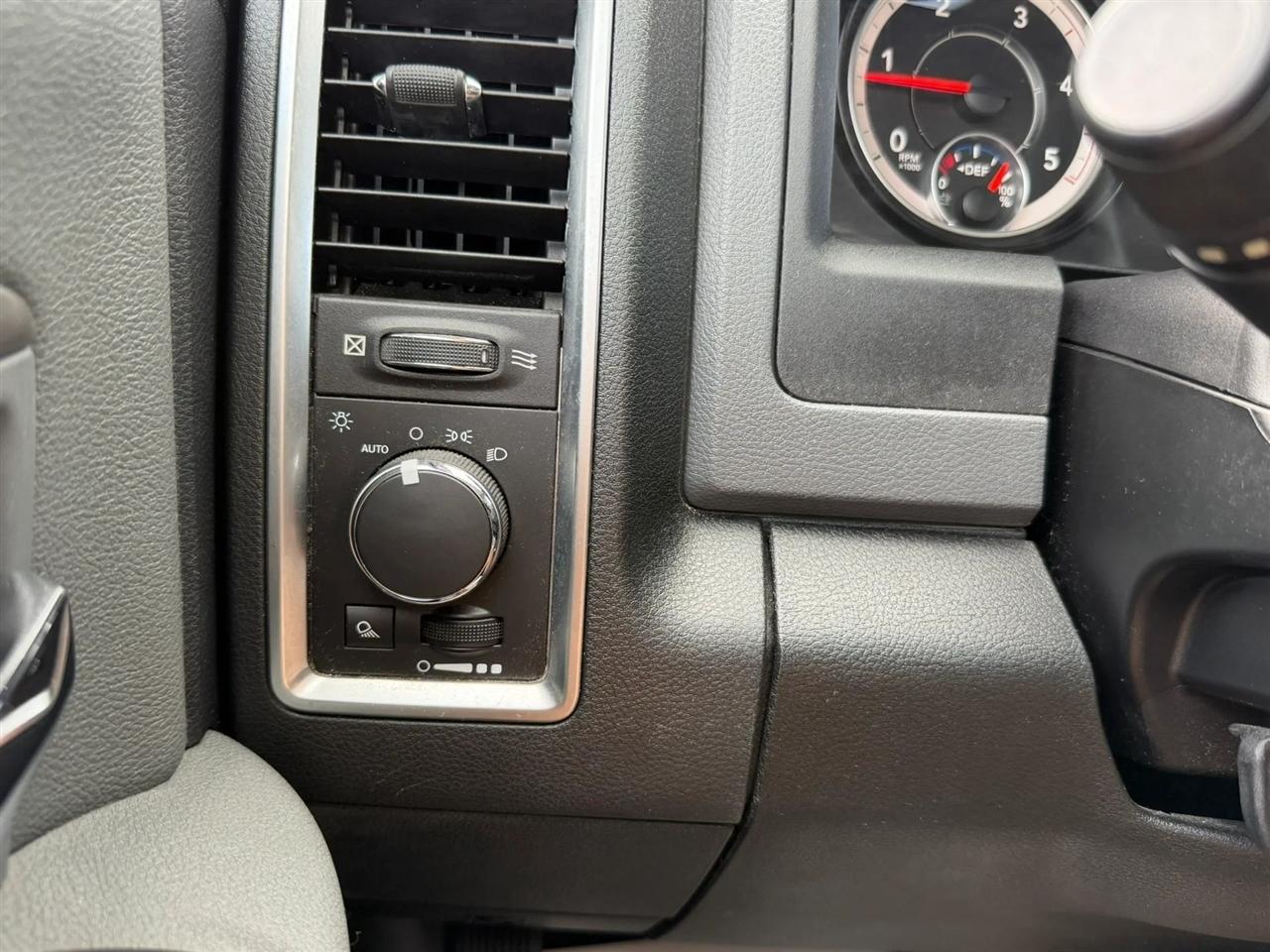 RAM 2500 SLT Crew Cab SWB 4WD 2016
