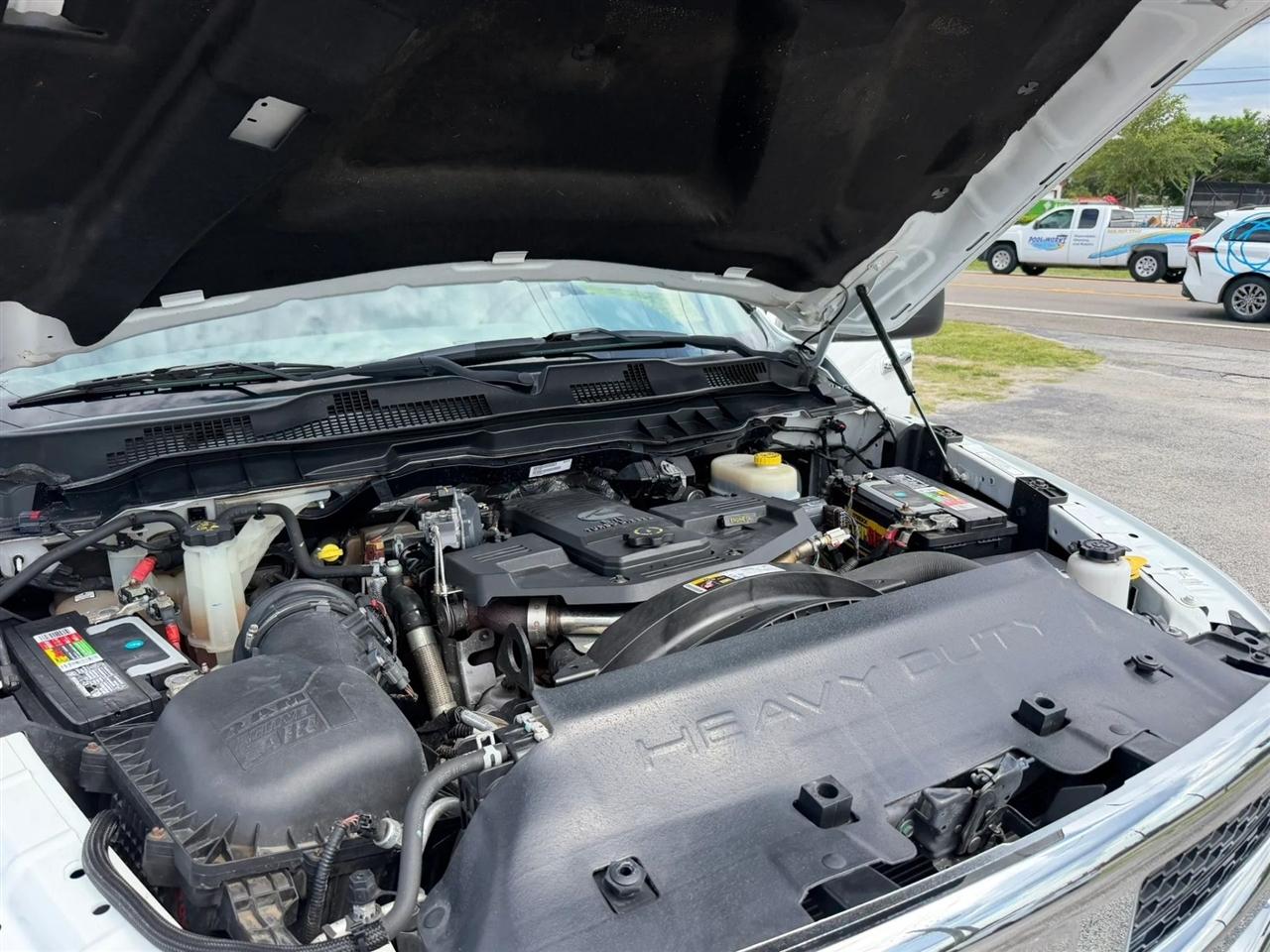 RAM 2500 SLT Crew Cab SWB 4WD 2016