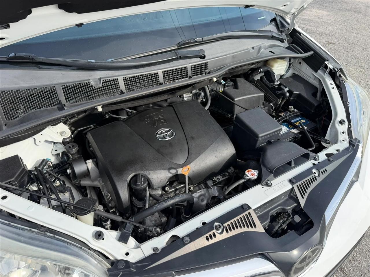 Toyota Sienna LE 8-Passenger 2018