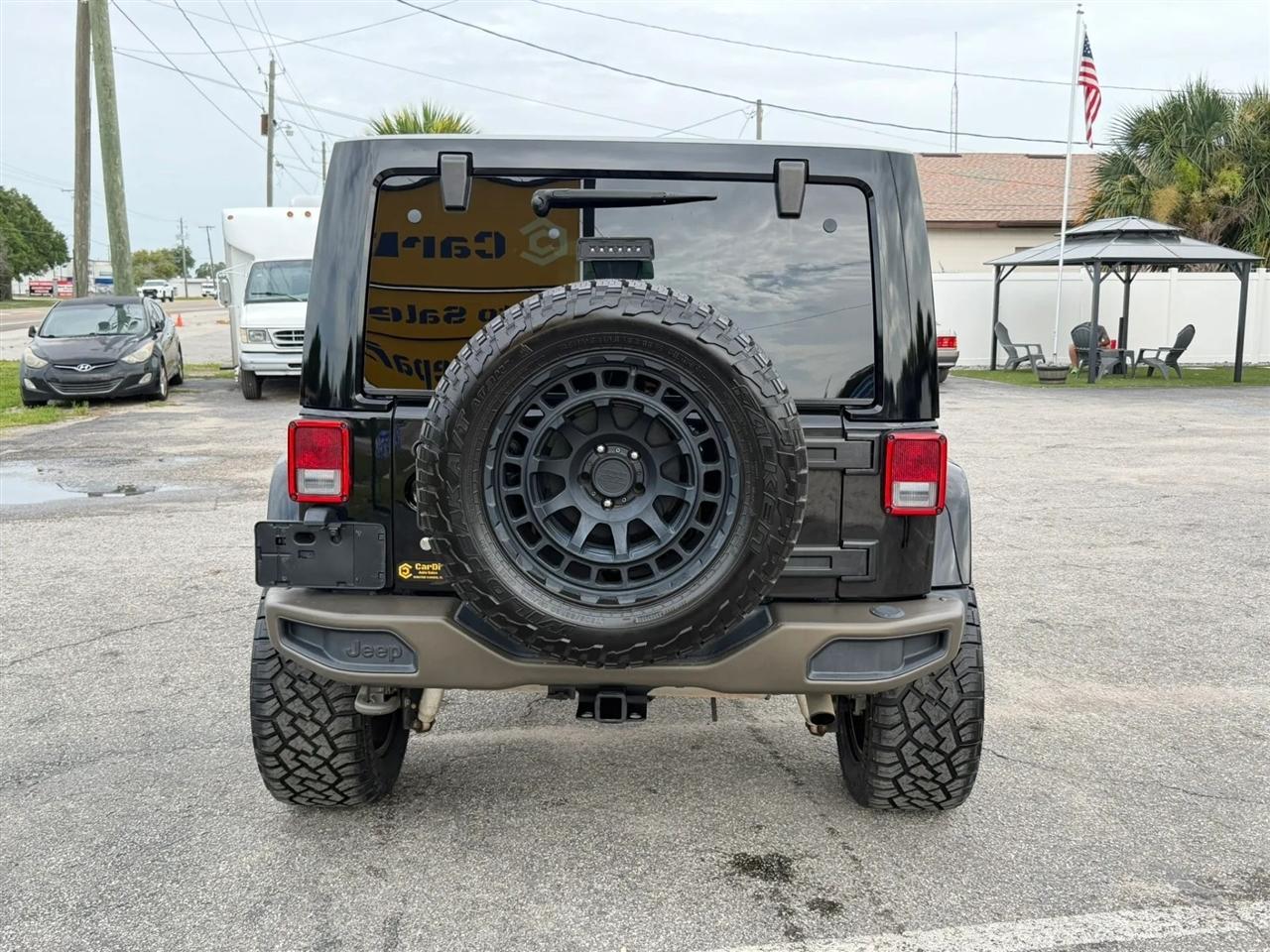 Jeep Wrangler Unlimited Sahara 4WD 2017