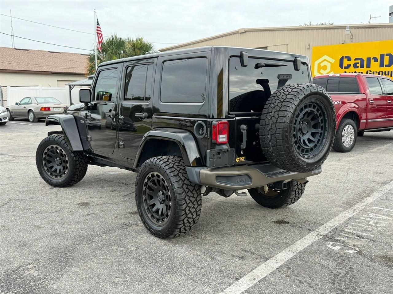Jeep Wrangler Unlimited Sahara 4WD 2017