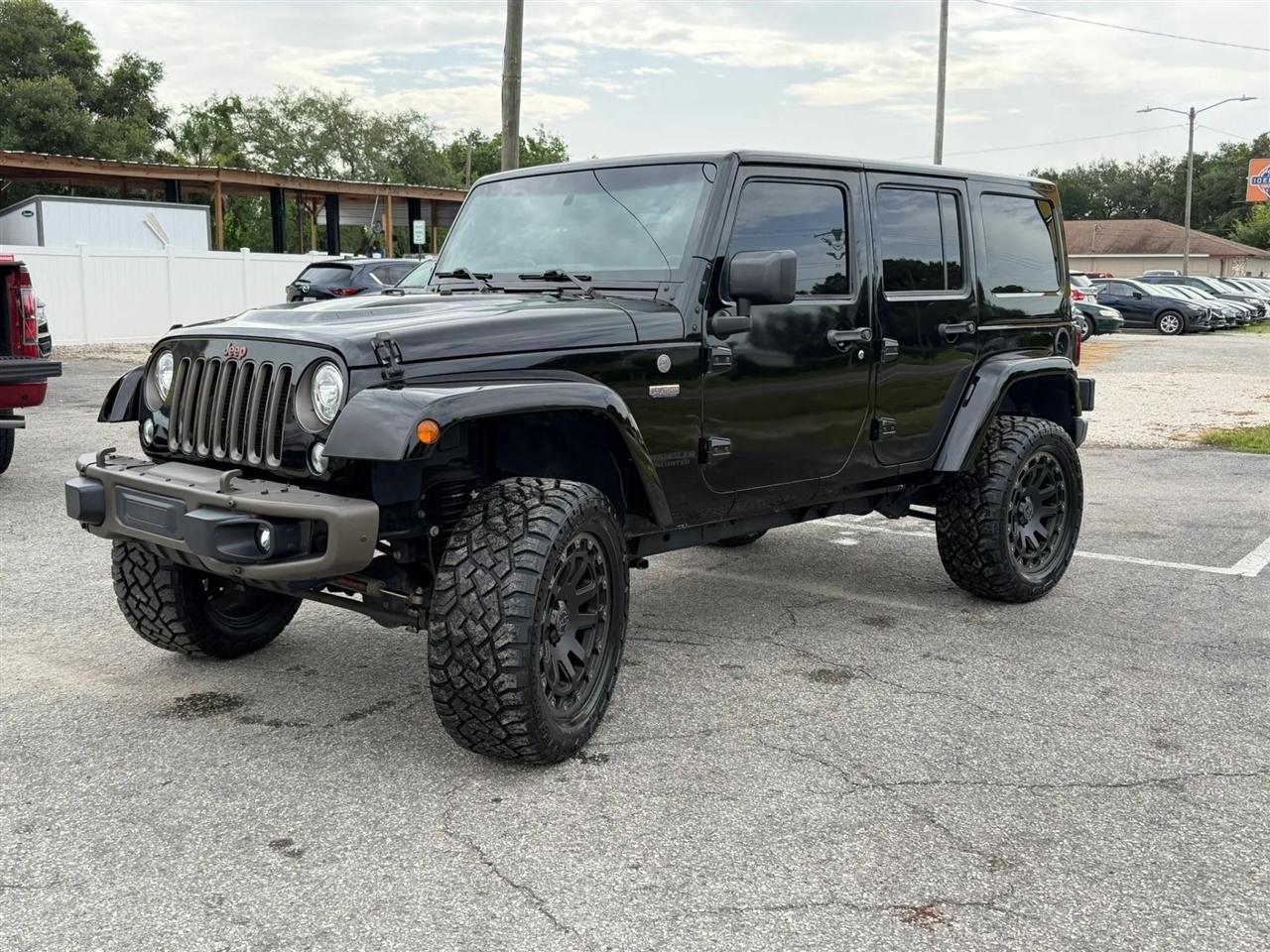 Jeep Wrangler Unlimited Sahara 4WD 2017