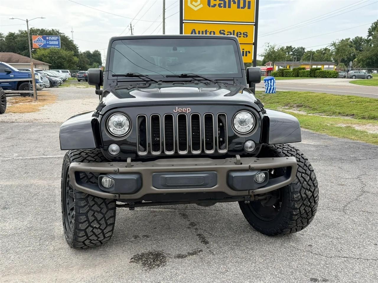 Jeep Wrangler Unlimited Sahara 4WD 2017