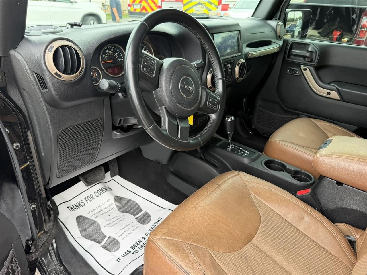 Jeep Wrangler Unlimited Sahara 4WD 2017
