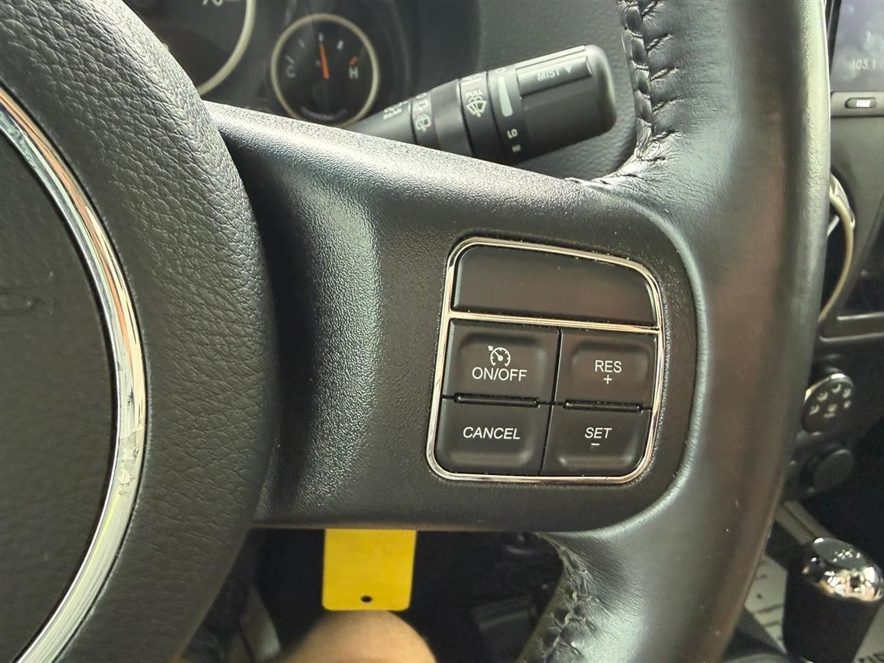 Jeep Wrangler Unlimited Sahara 4WD 2017