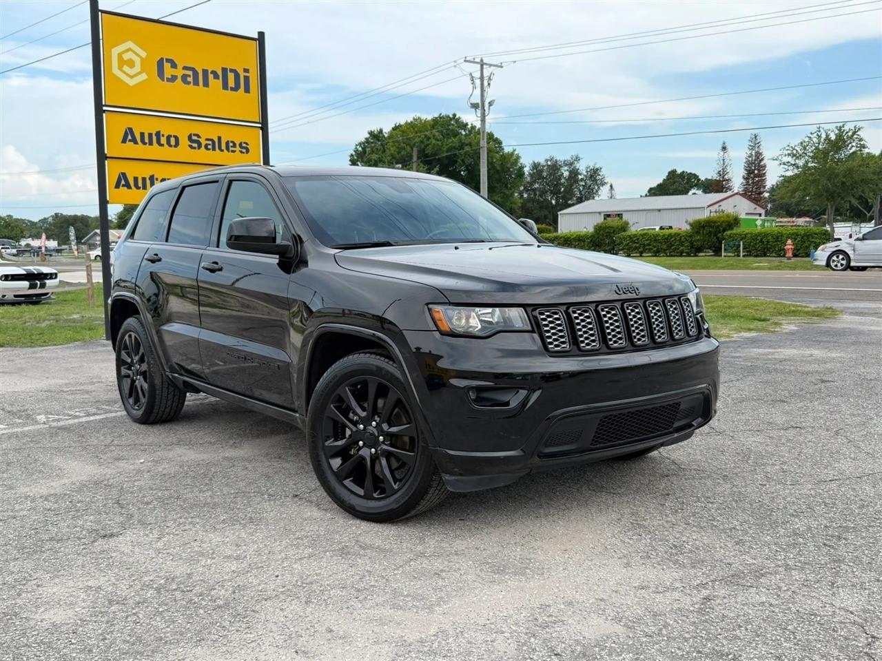 2017 Jeep Grand Cherokee Laredo 2WD