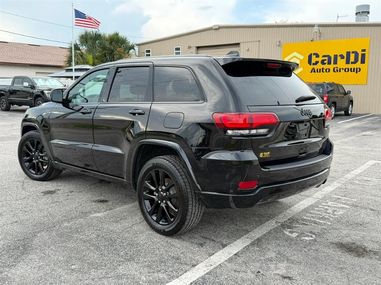 Jeep Grand Cherokee Laredo 2WD 2017