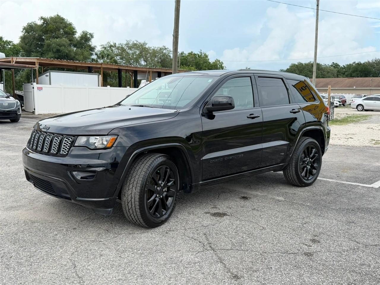 Jeep Grand Cherokee Laredo 2WD 2017