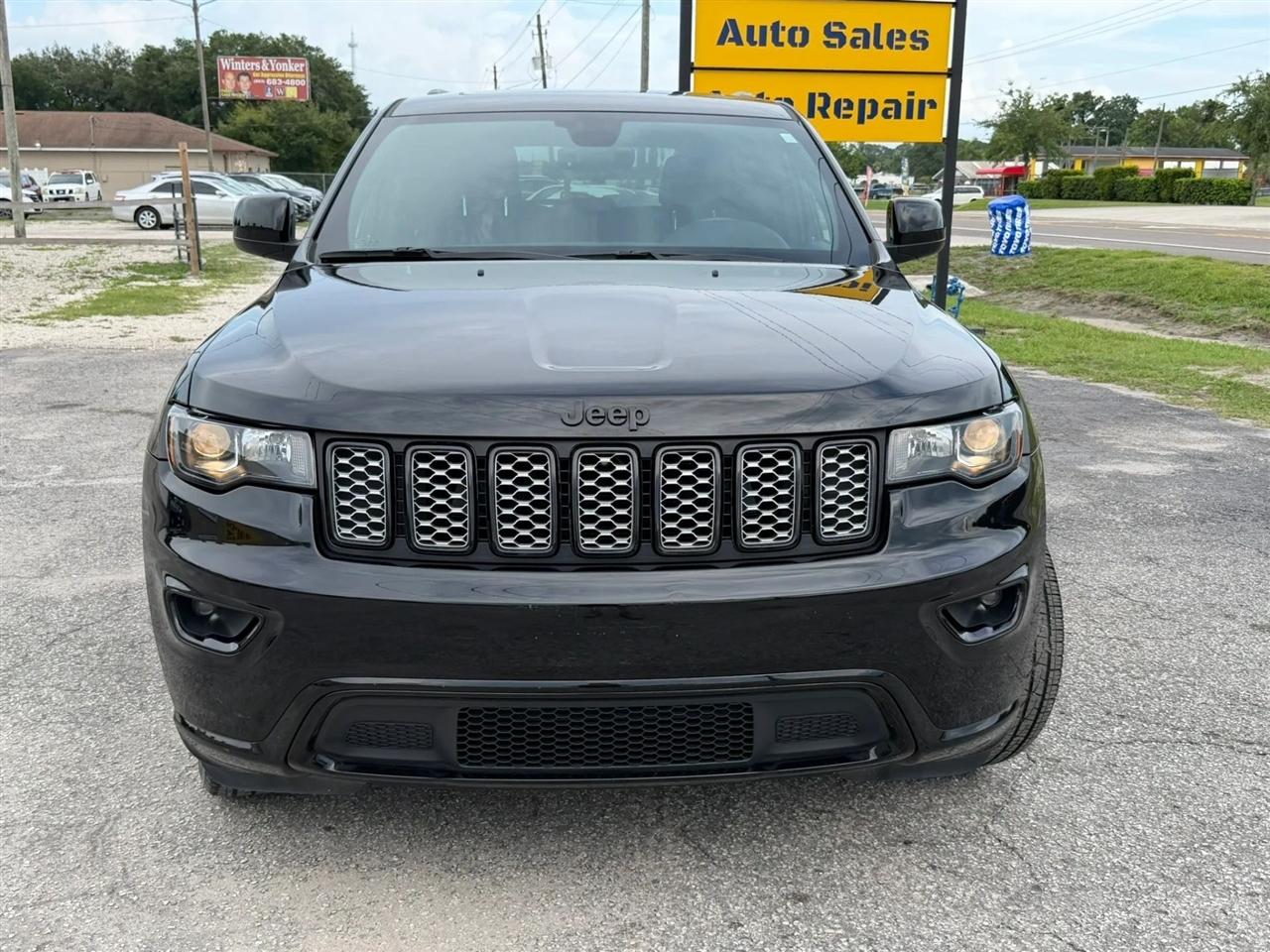 Jeep Grand Cherokee Laredo 2WD 2017