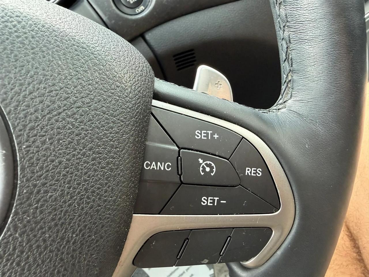 Jeep Grand Cherokee Laredo 2WD 2017