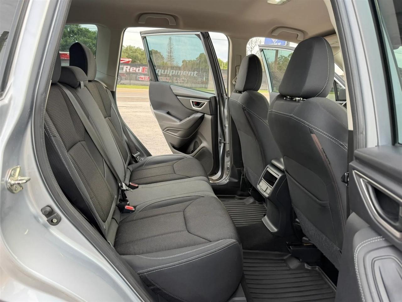 Subaru Forester Base 2019