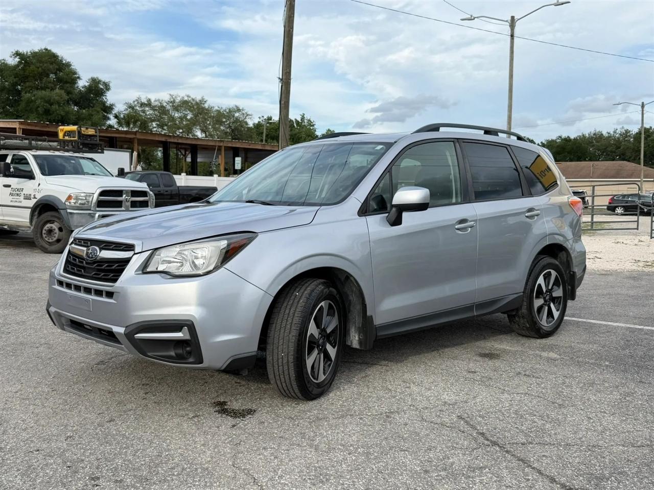 Subaru Forester 2.5i Premium PZEV CVT 2017