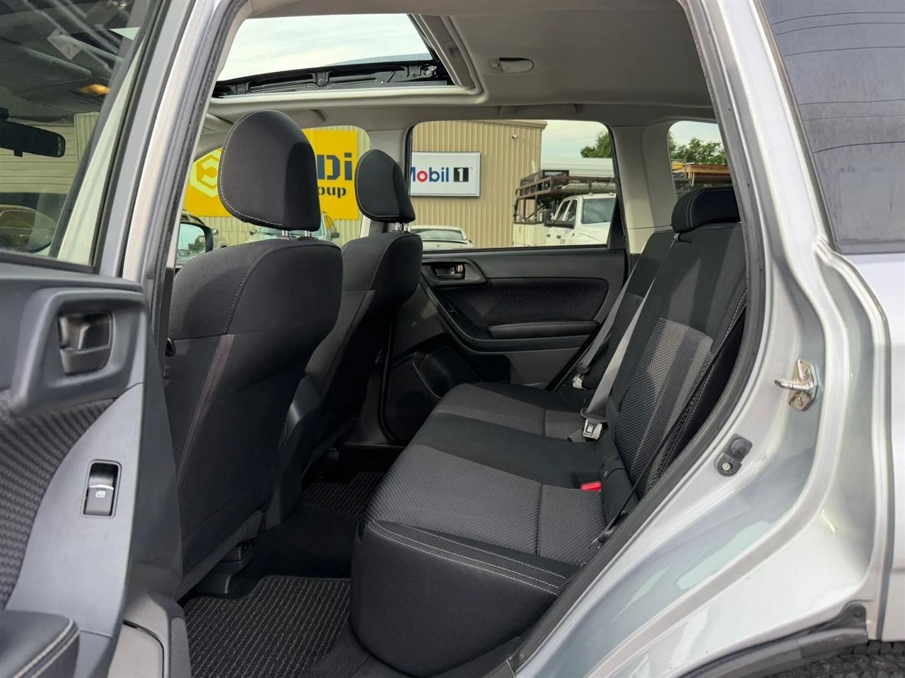 Subaru Forester 2.5i Premium PZEV CVT 2017